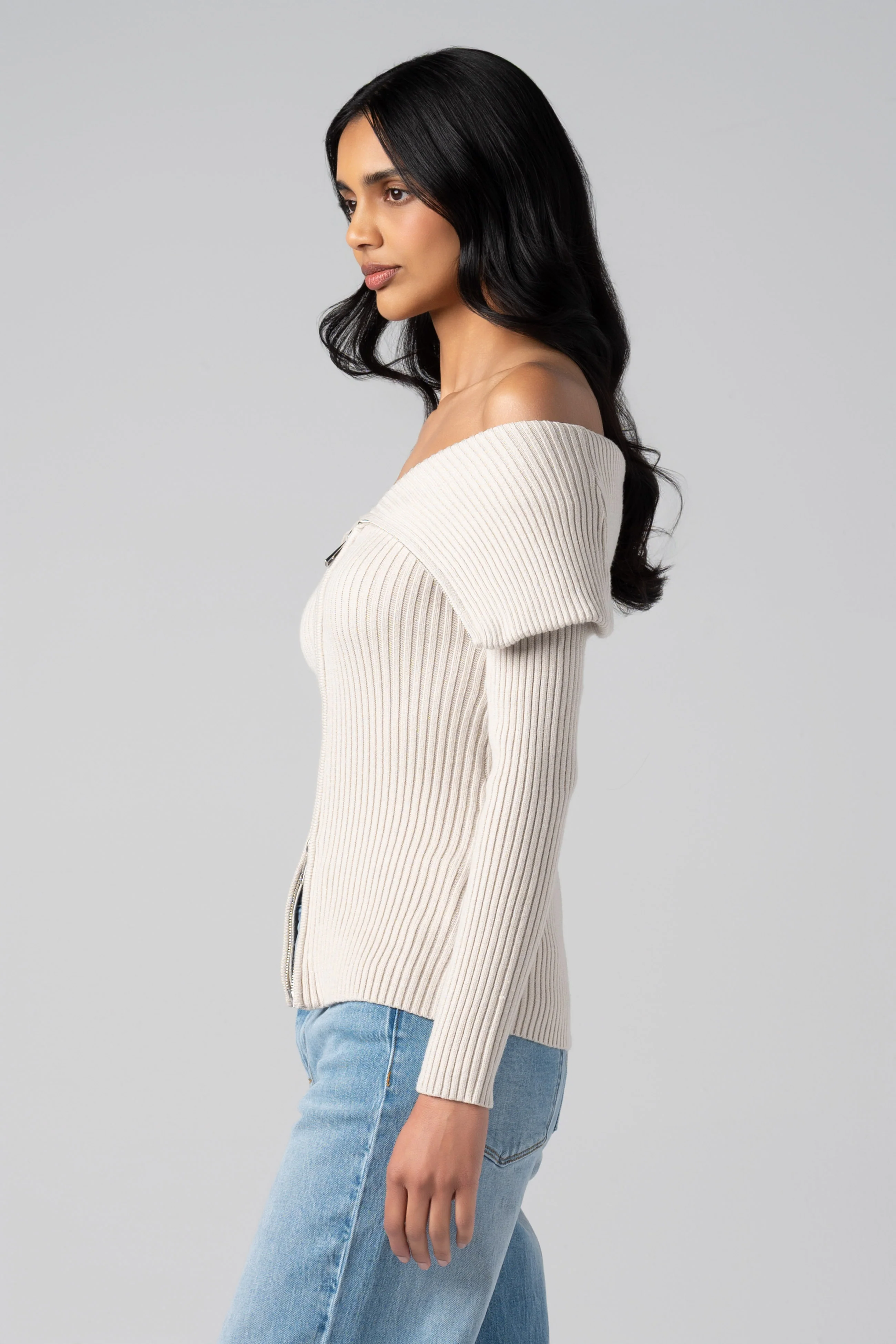 CRYSTAL CLEAR SWEATERS - Image 4