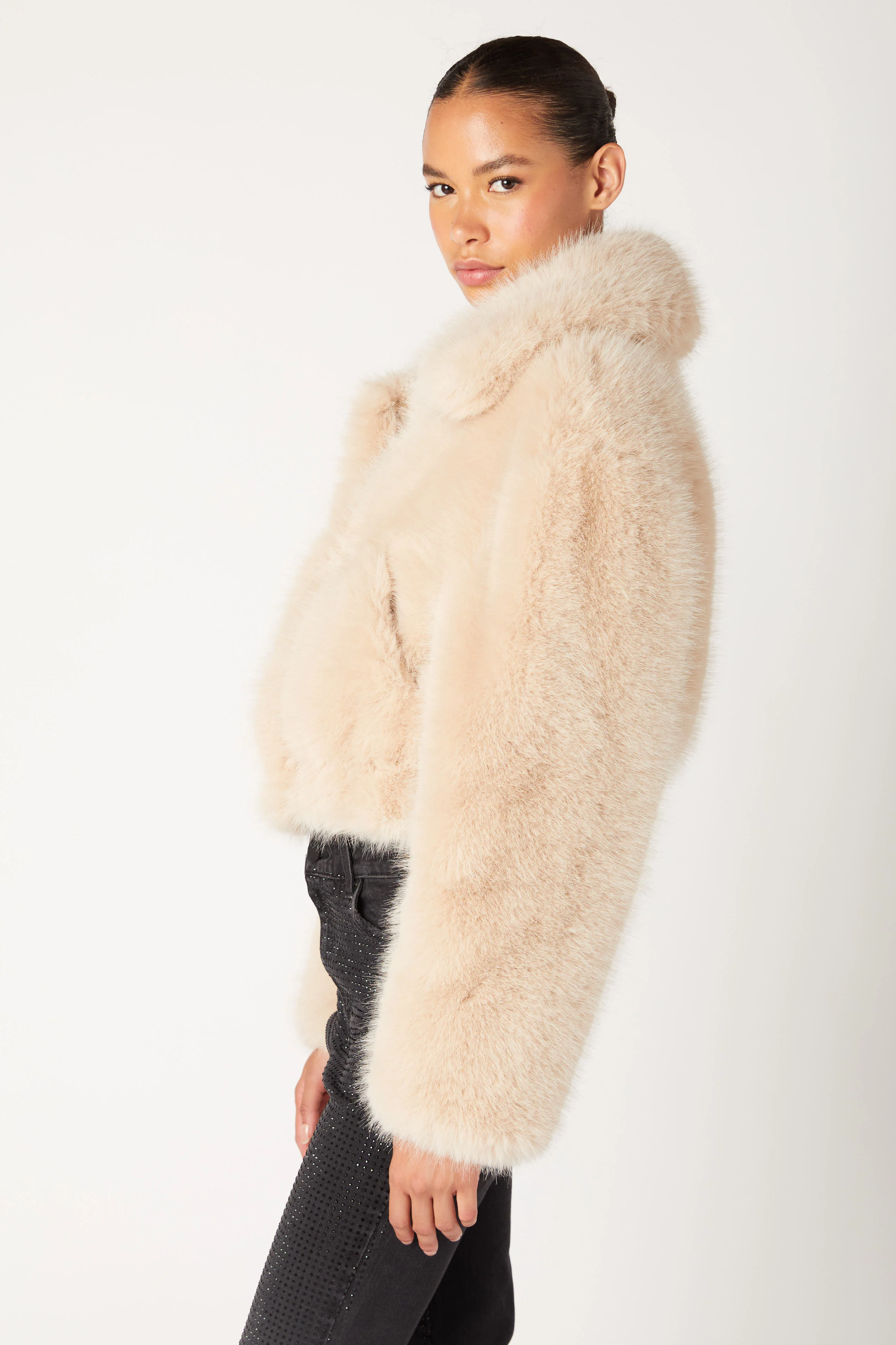 Gram Moment Bomber - Image 4