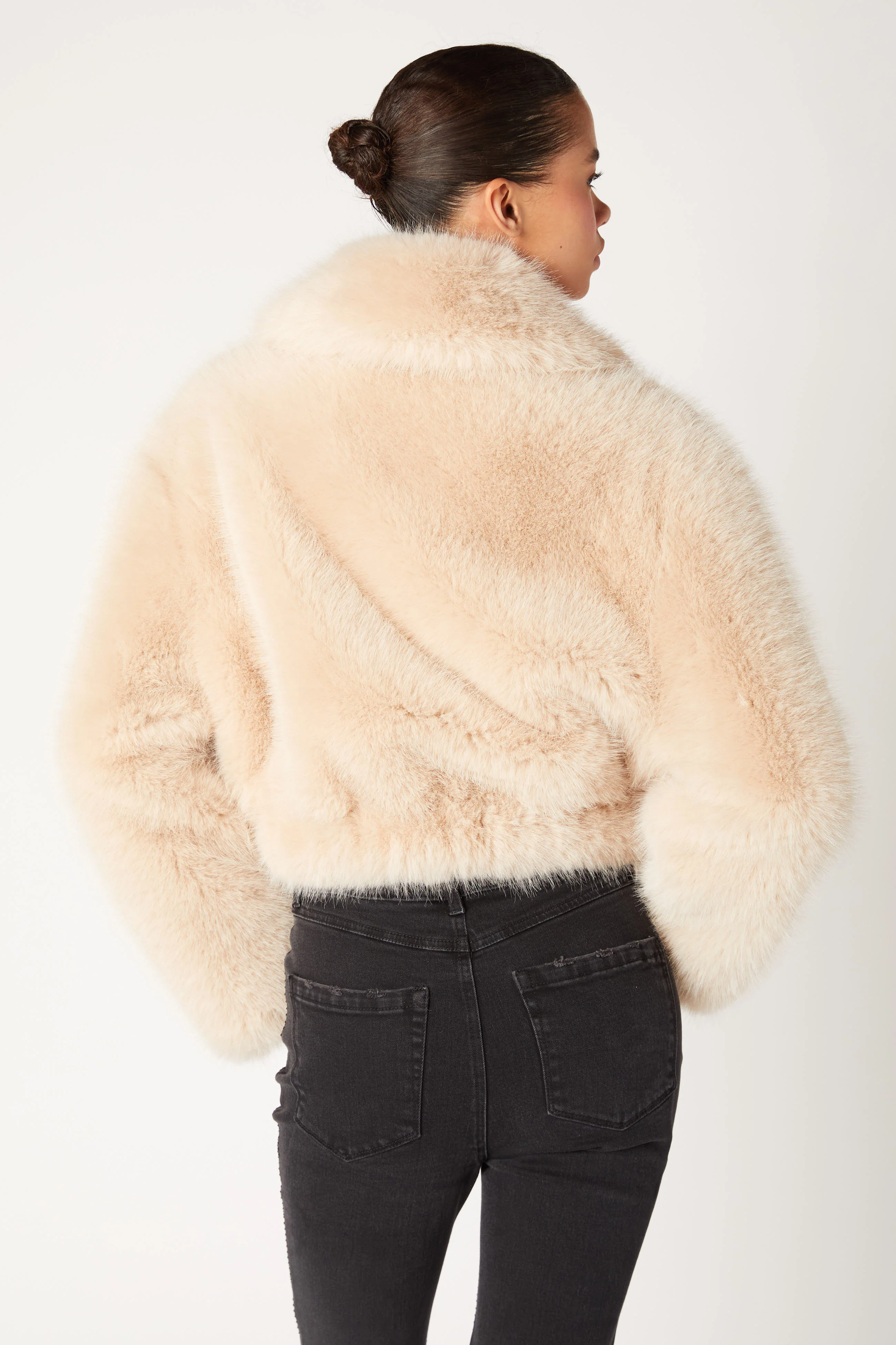 Gram Moment Bomber - Image 5