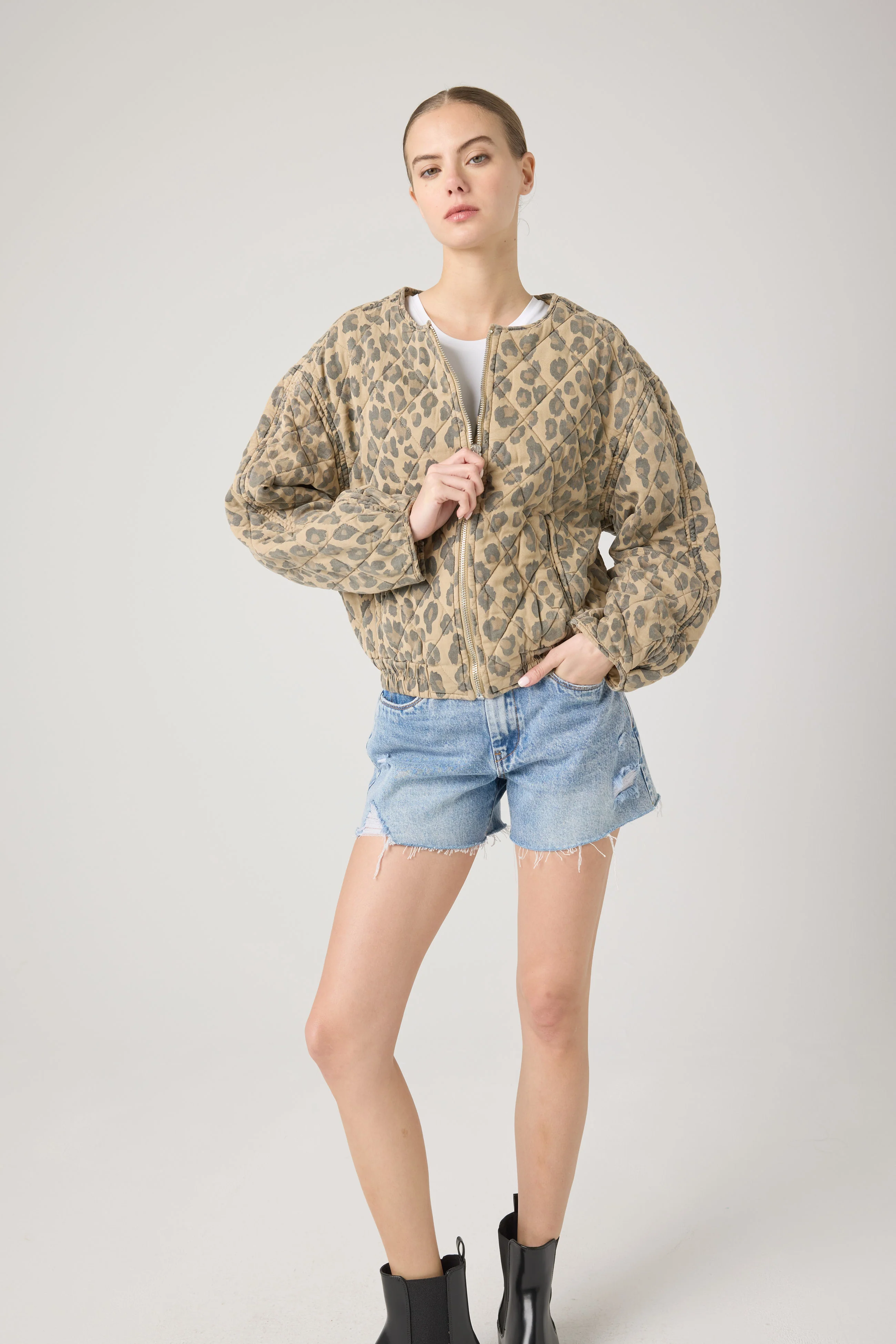 Spot On Bomber - Image 7